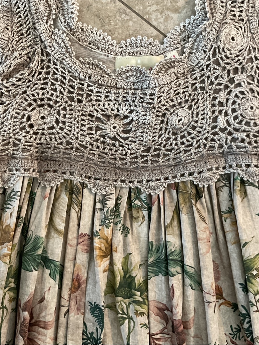 Boho Crochet Yoke Floral Swing Tunic - Beige Green - Picture 4 of 4